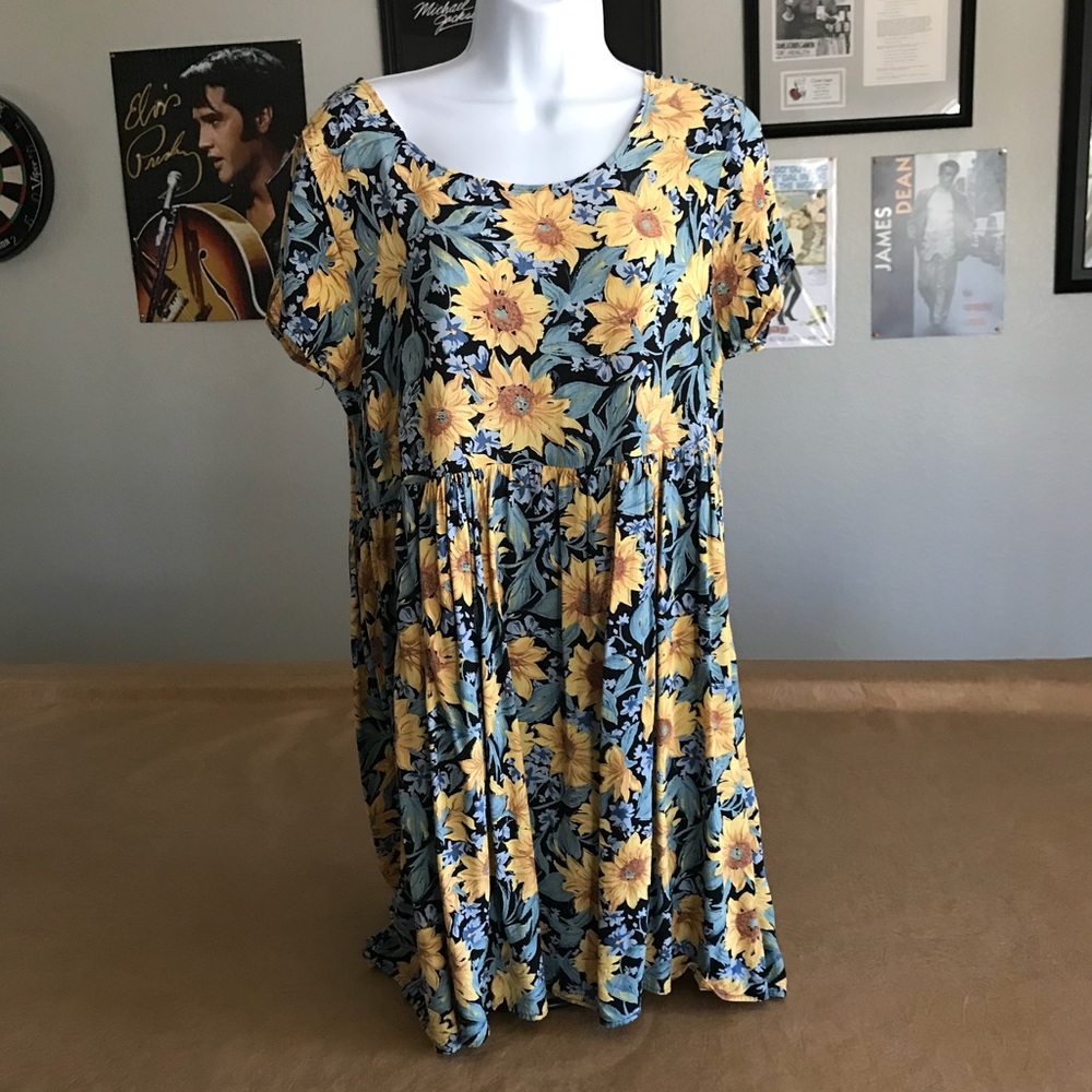 Charlotte Russe Summer Dress